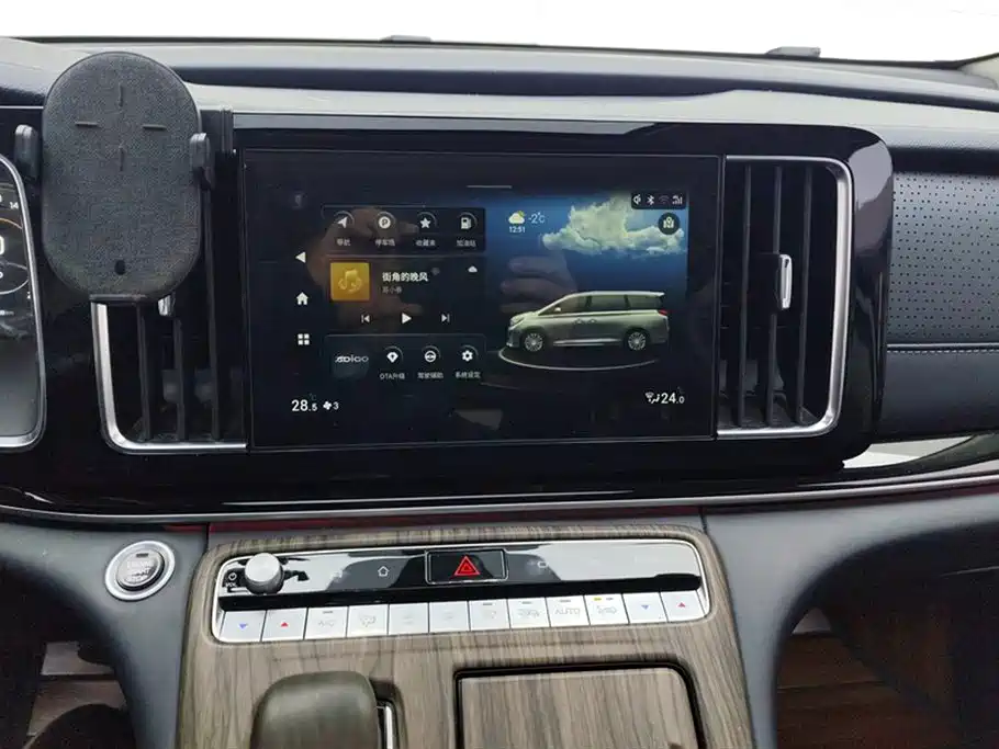 GAC Trumpchi Trumpchi M8 2021 Leading Show Series 390T Ultimate Edition фото 13