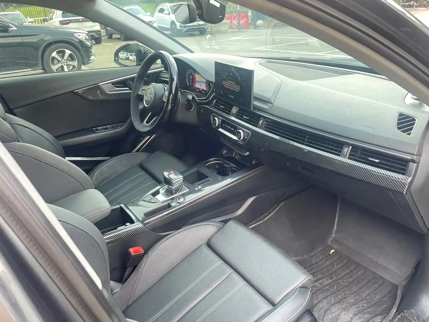 Audi A4L 2020 40 TFSI Fashion Dynamic Edition фото 15