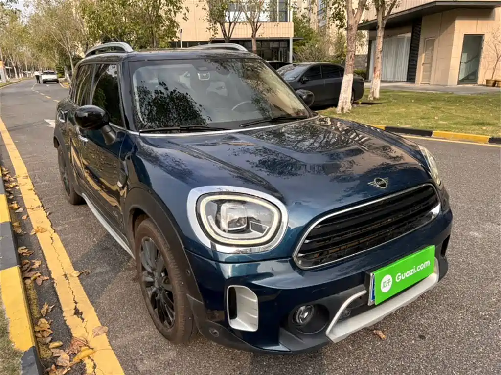 MINI COUNTRYMAN
