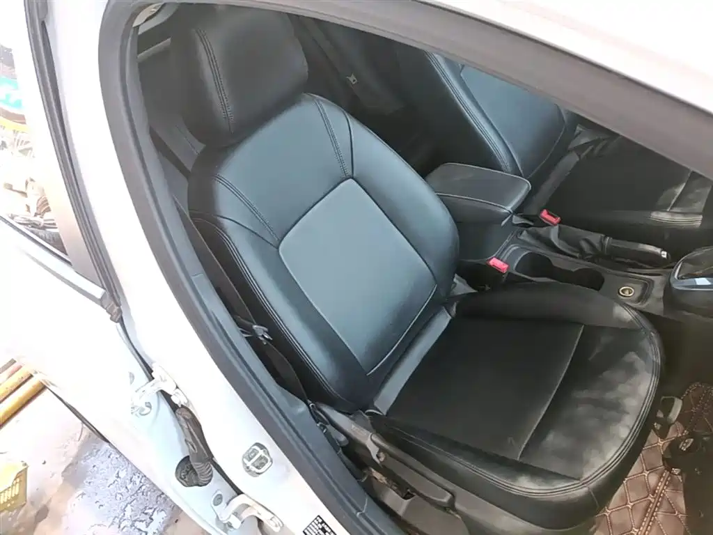 Buick Verano 2019 Hatchback 15S Automatic Progressive фото 25