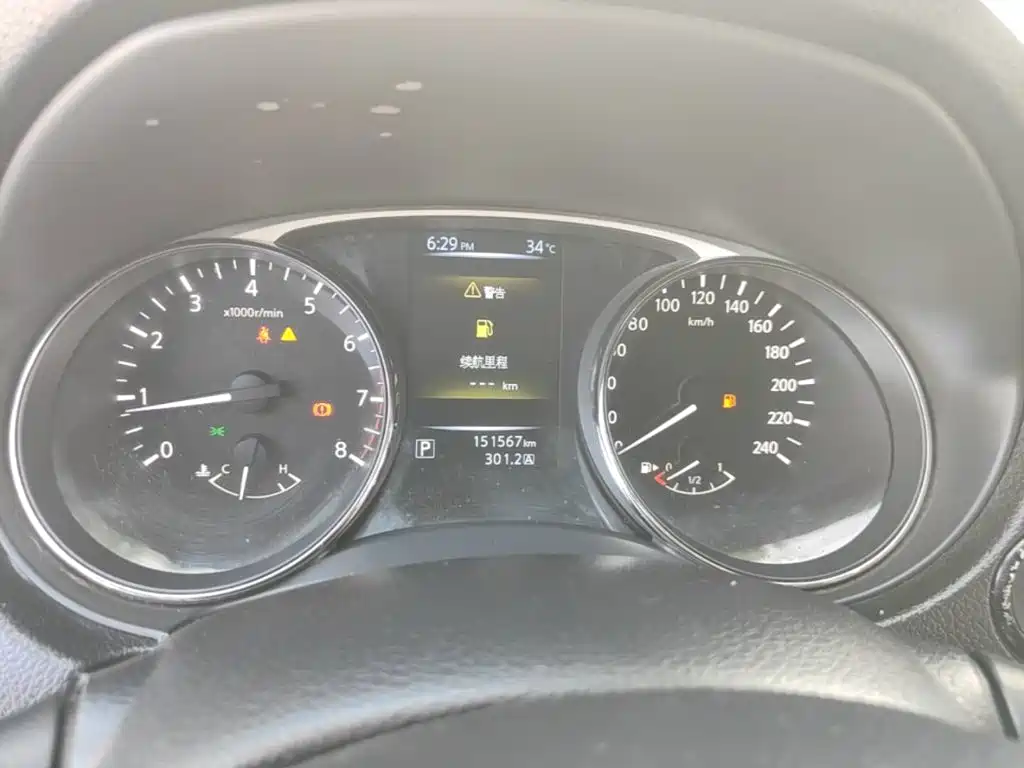 Фото 12 - Nissan X-Trail