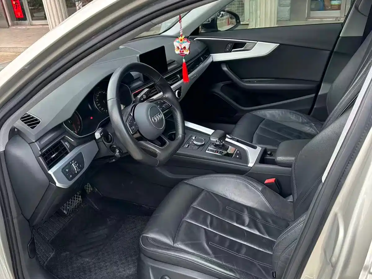 Audi A4L 2019 45 TFSI quattro Personality Sport (China VI) фото 9