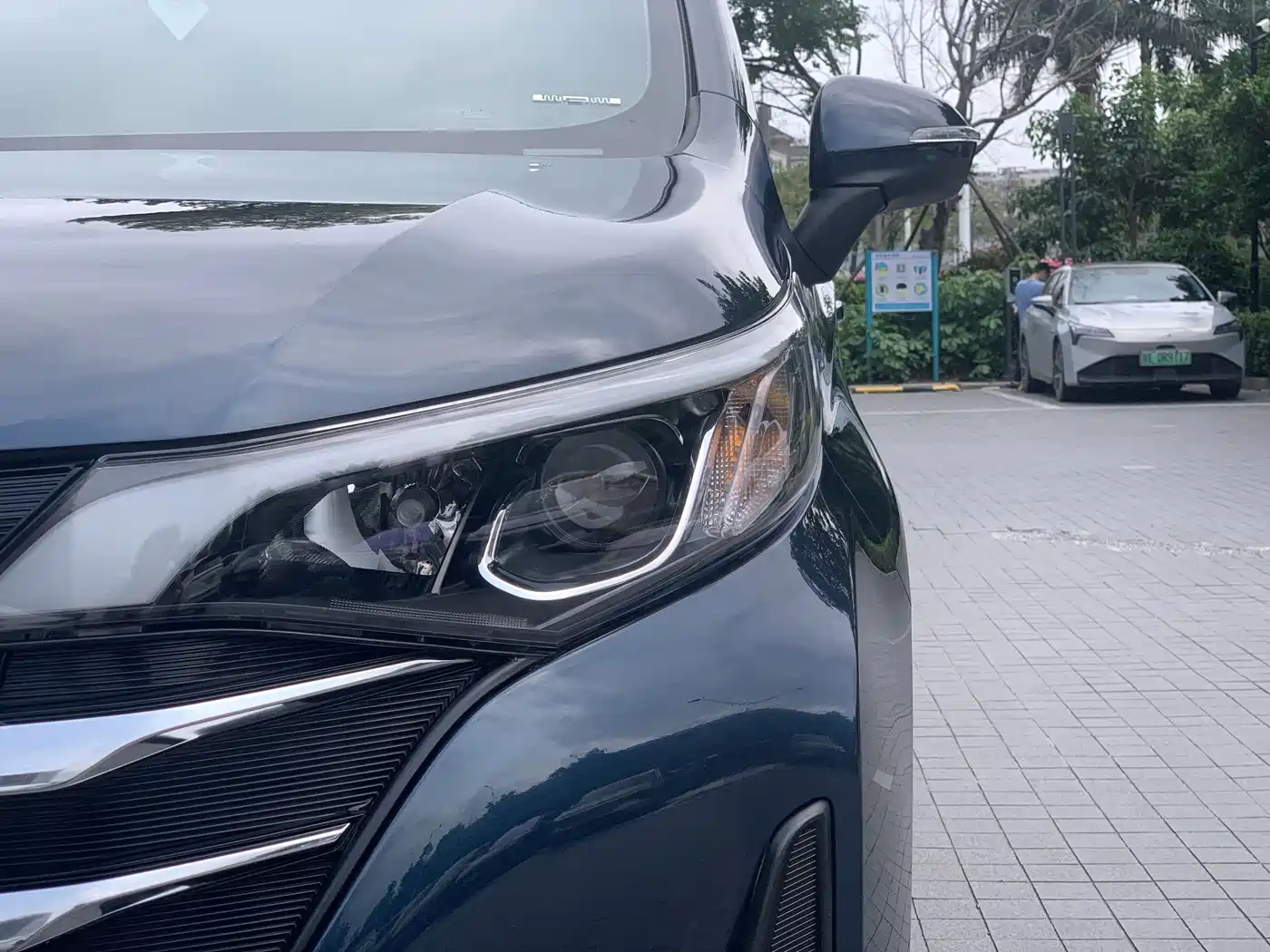 GAC Trumpchi Trumpchi M6 2019 270T Automatic Luxury (7-seater) China V фото 18