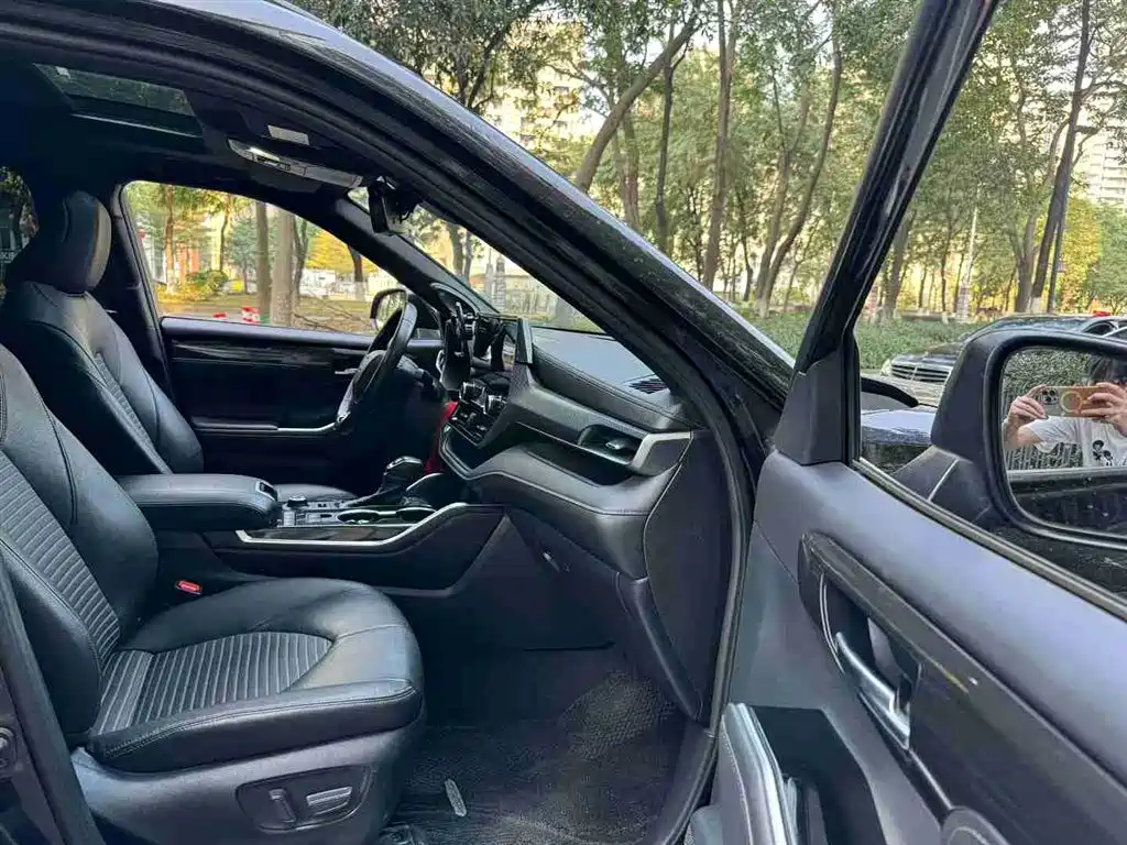 Toyota Crown Kluger 2022 2.0T 4WD Sporty Edition фото 10