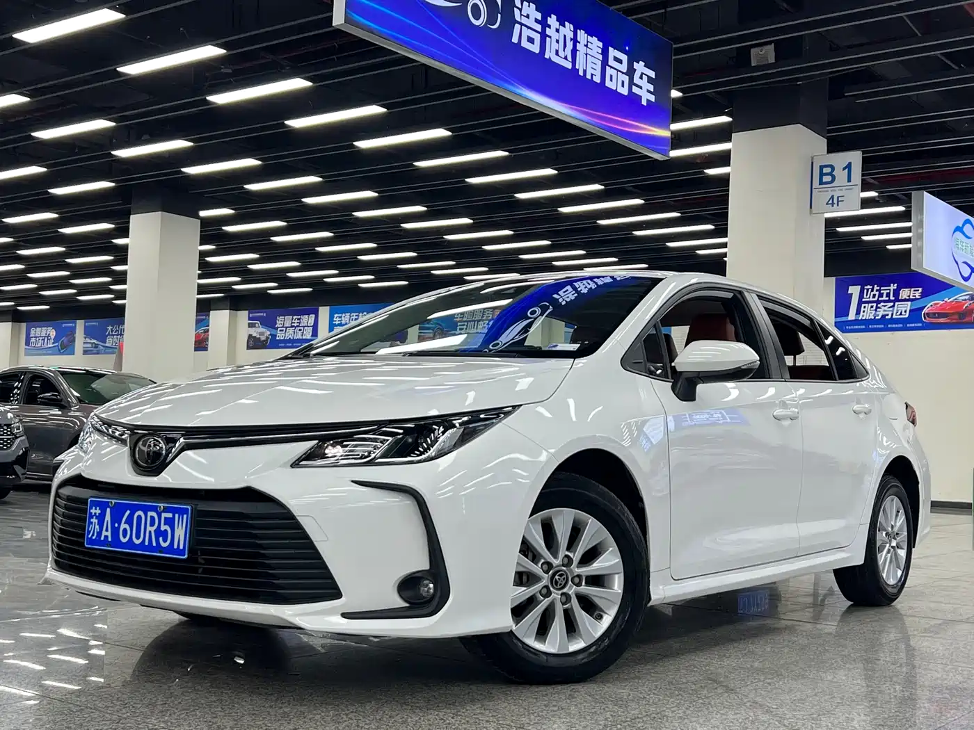 Toyota Corolla 2019 1.2T S-CVT GL Pioneer Edition фото 2