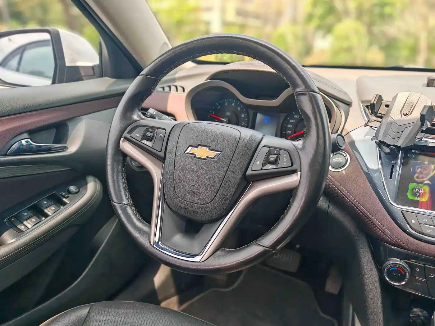Chevrolet Malibu 2017 1.5T Automatic Luxury Edition фото 15