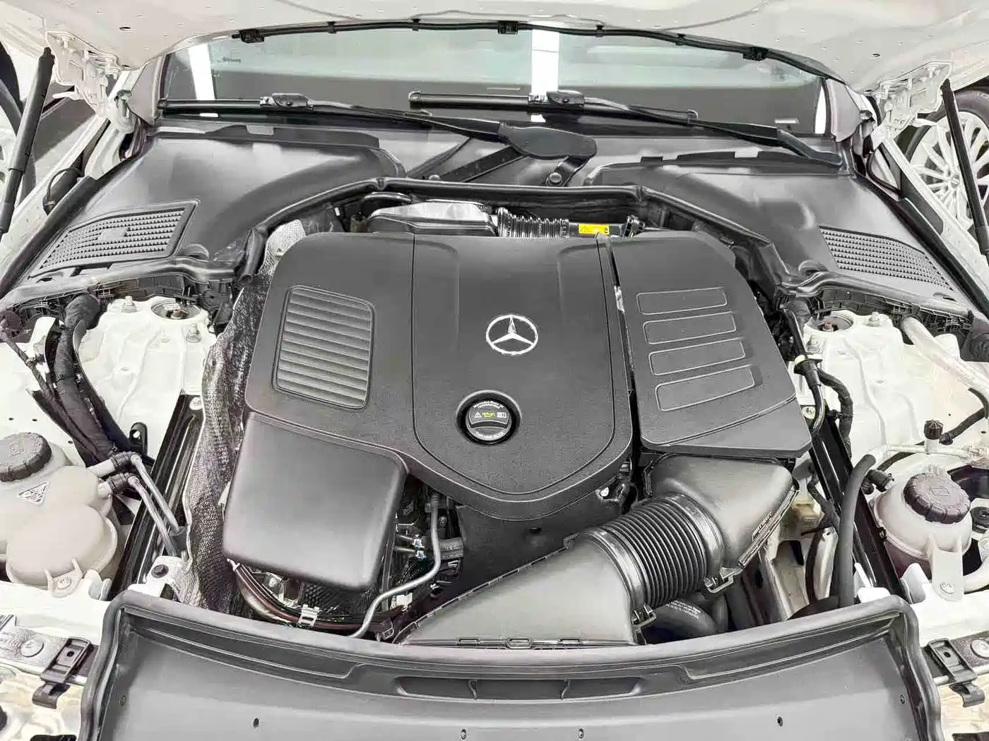 Mercedes-Benz C-Class 2022 C 200 L Sport Version фото 23