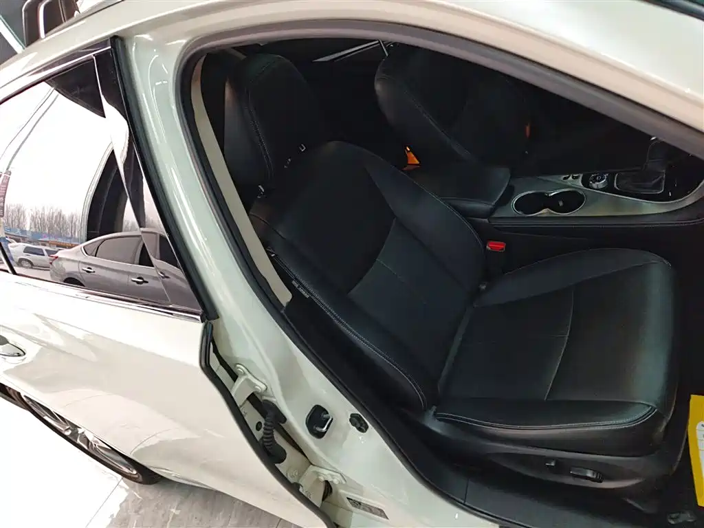 Infiniti Q50L 2021 2018 2.0T Leisure Edition (China VI)