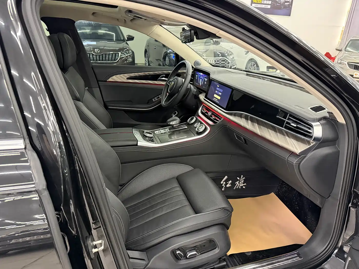 Hongqi H9 2023 Model 2.0T Smart Connect Flagship Edition фото 8