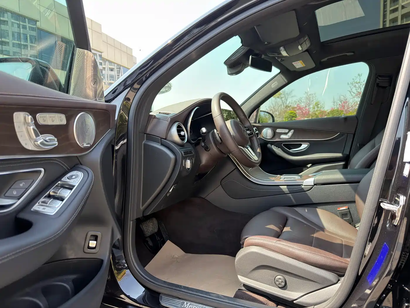 Mercedes-Benz GLC 2020 Facelift GLC 300 L 4MATIC Dynamic фото 13