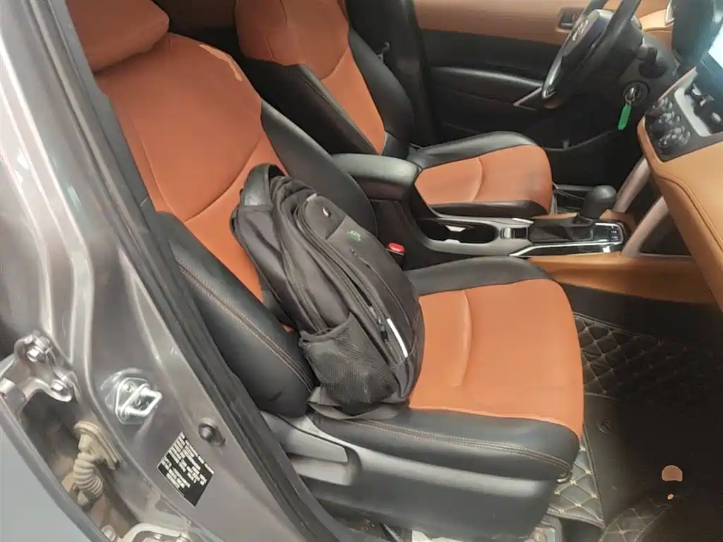 Toyota Corolla Cross 2023 2.0L Pioneer Edition фото 25