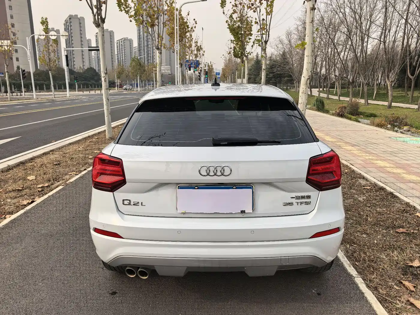 AUDI Q2L