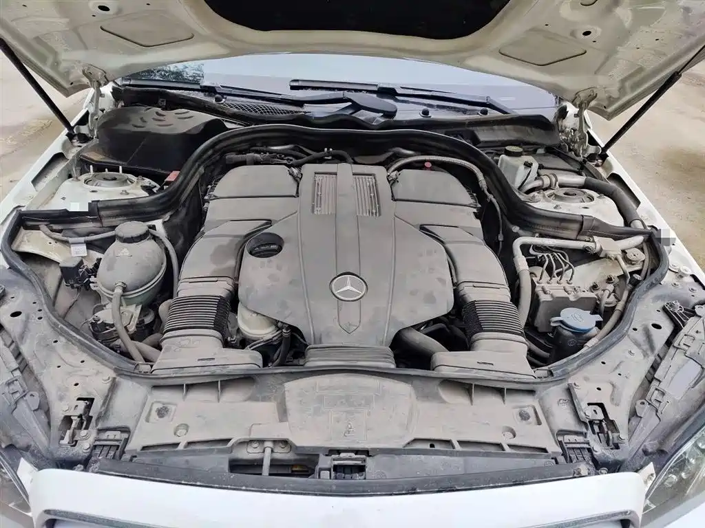 Mercedes-Benz E-Class 2015 E 400 L Sport Luxury 4MATIC фото 11