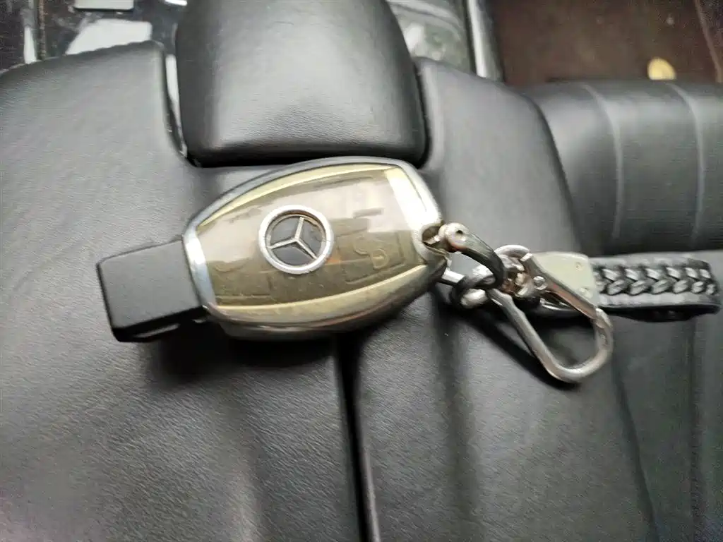 Mercedes-Benz E-Class 2015 E 400 L Sport Luxury 4MATIC фото 12