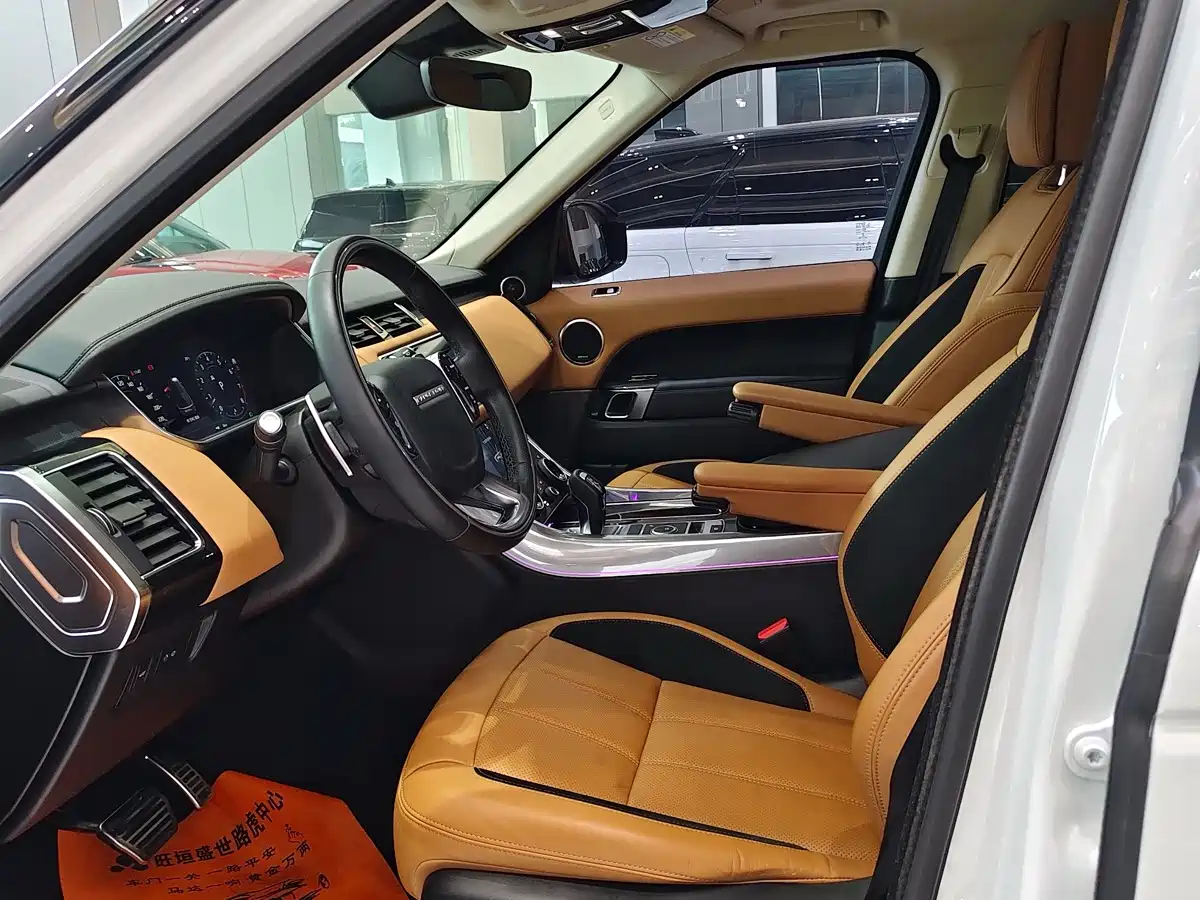Фото 9 - Land Rover Range Rover Sport
