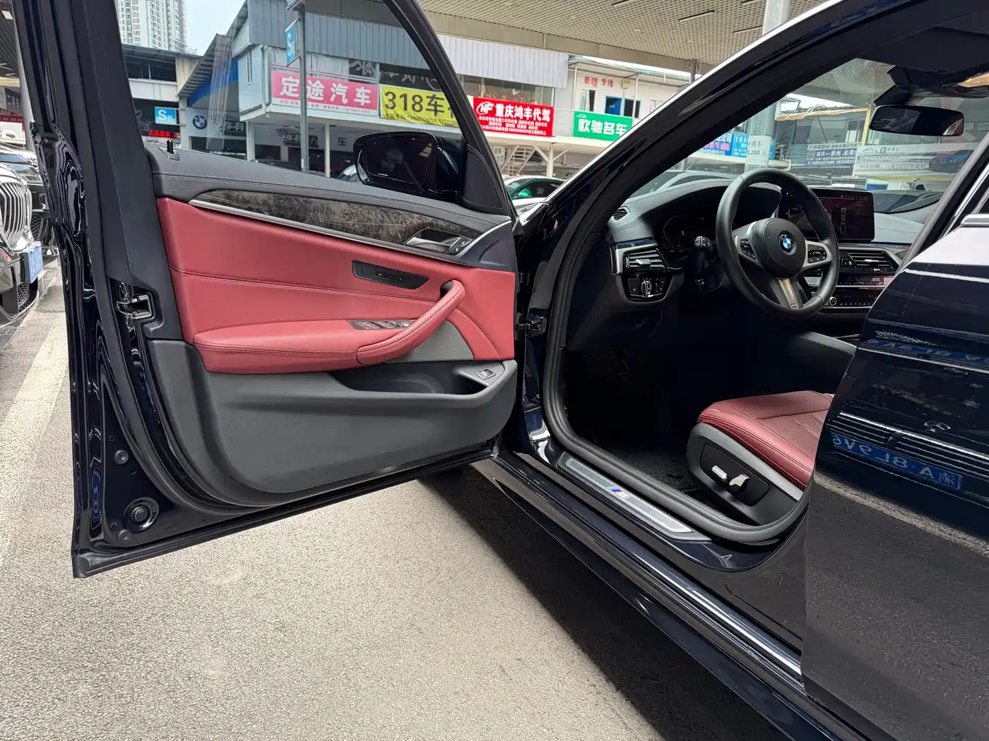 BMW 5 Series 2022 Model Second Facelift 530Li Leading M Sport Package фото 12