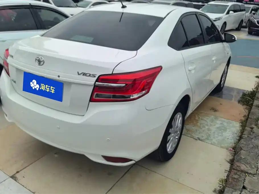 Toyota Vios 2017 1.5L Manual Pioneer фото 3