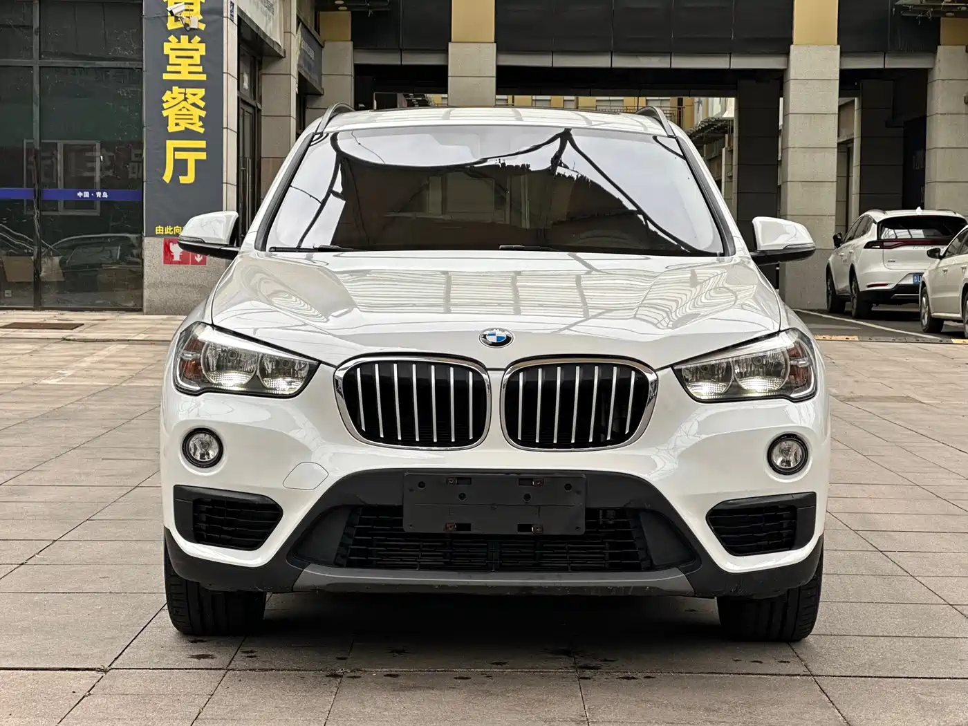 BMW X1 2018 sDrive18Li Fashion Model фото 2