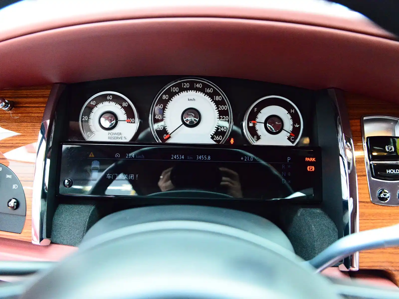 Фото 16 - Rolls-Royce Wraith