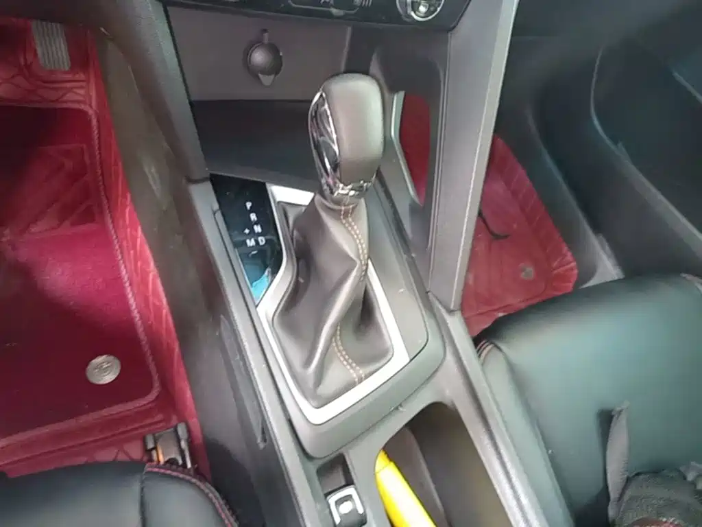 Chevrolet Volando 2019 2018 530T Auto Sport Edition (5+2 seater) China V