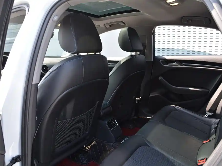 Audi A3 2019 Limousine 35 TFSI Fashion China V фото 8