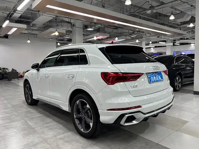 Audi Q3 2024 35 TFSI Fashion Sport — фото 5