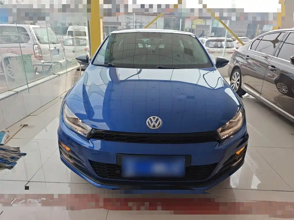 Volkswagen Scirocco 2015 1.4TSI Trend Edition фото 3