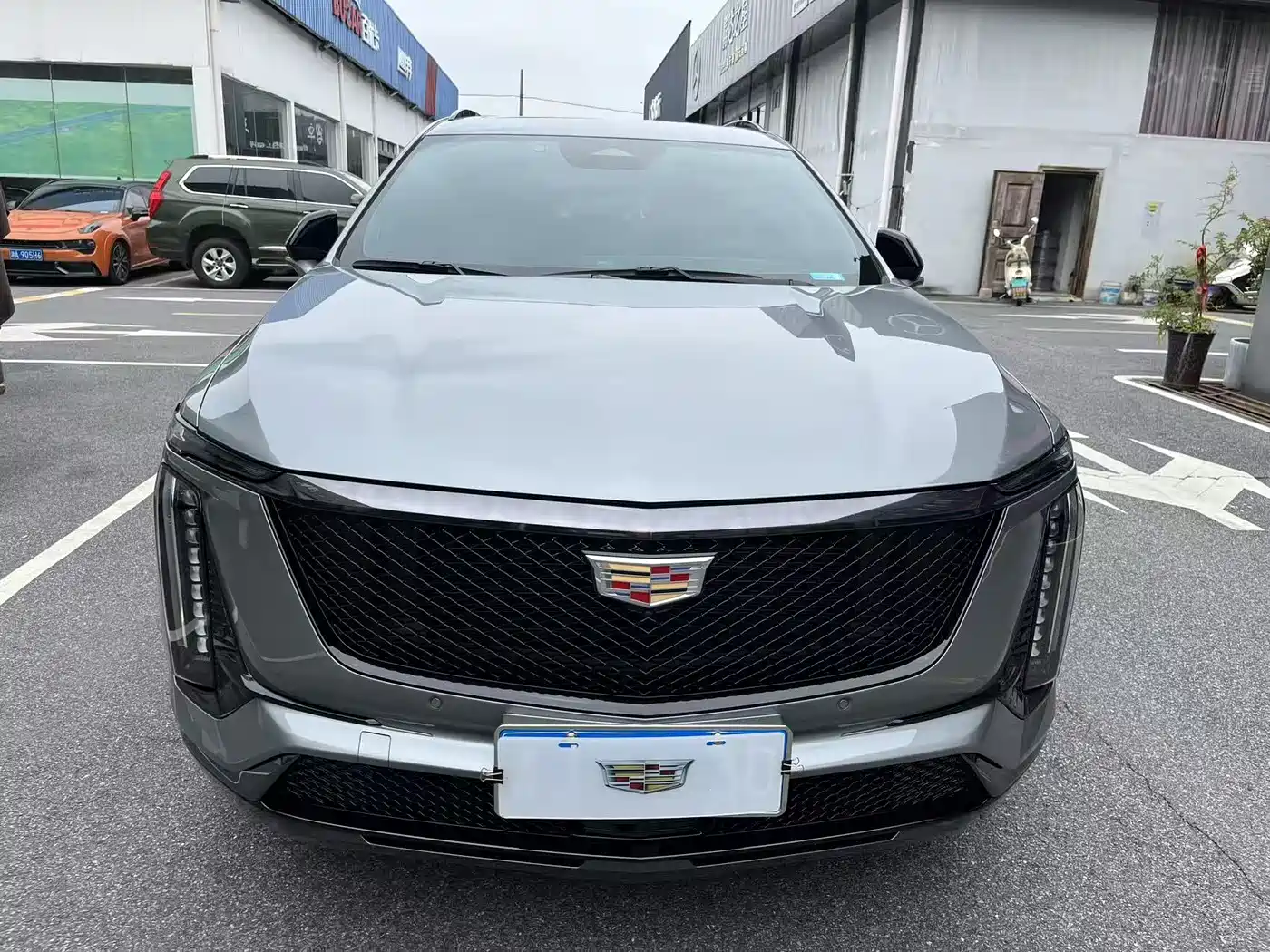 Cadillac XT5 2025 2.0T Premium Model фото 2