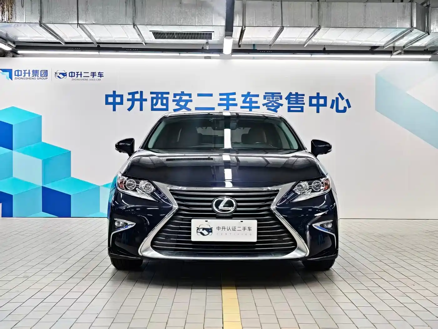 Lexus ES 2015 200 Elite Edition фото 2