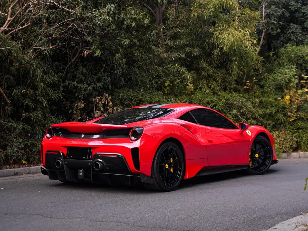 Ferrari 488 2020 2018 488 Pista