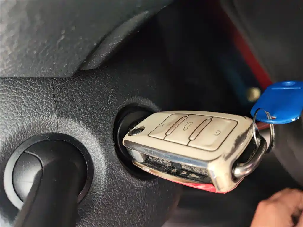 Volkswagen Polo 2016 1.6L Automatic Comfort фото 9