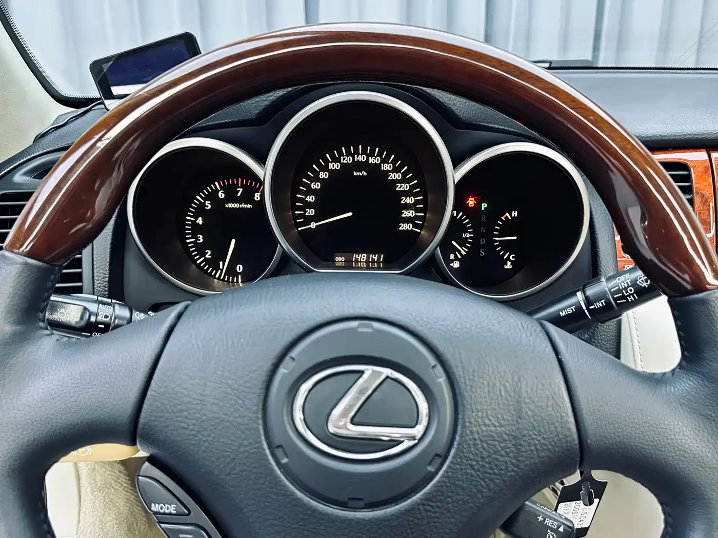 Фото 21 - Lexus SC