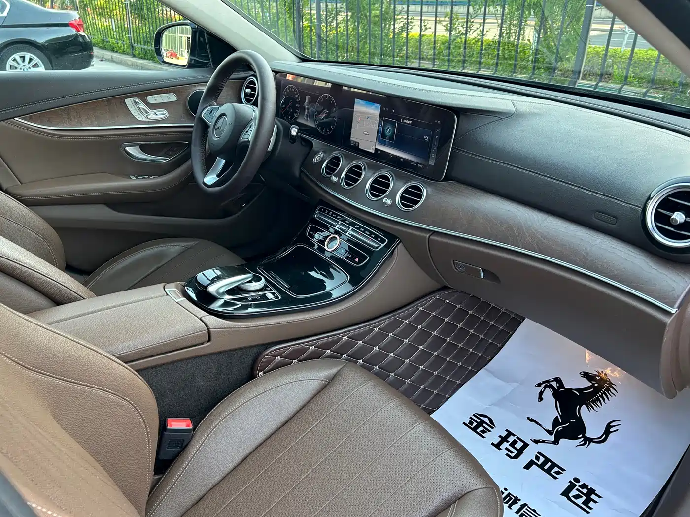 Mercedes-Benz E-Class 2017 E 300 L Luxury фото 9