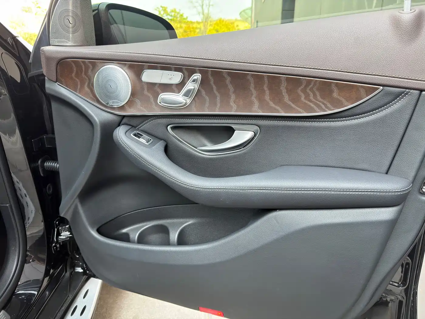 Mercedes-Benz GLC 2020 Facelift GLC 300 L 4MATIC Dynamic фото 30