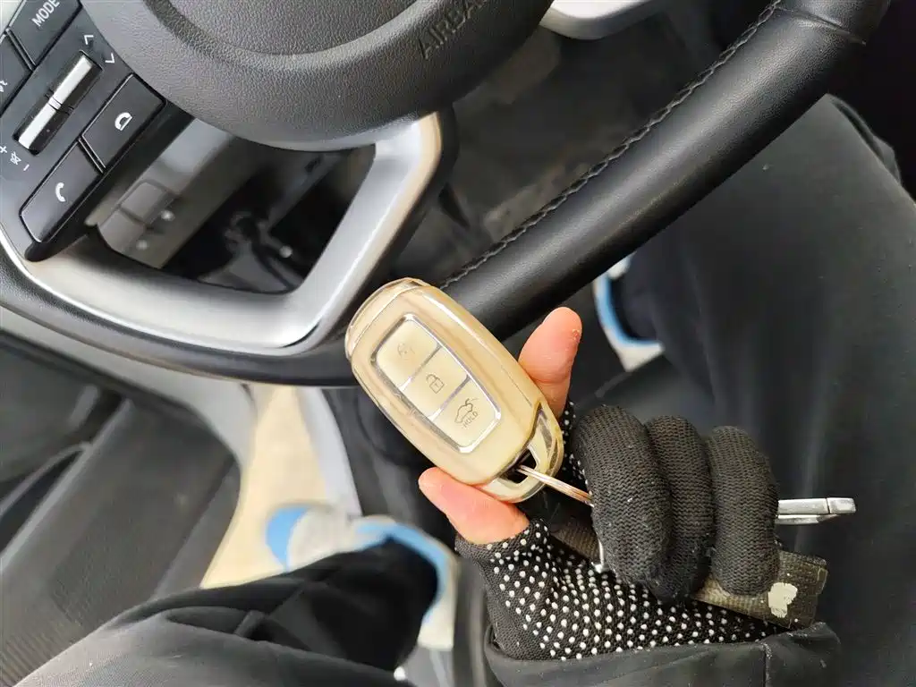 Hyundai Elantra 2023 1.5L CVT GLX Elite Edition фото 17