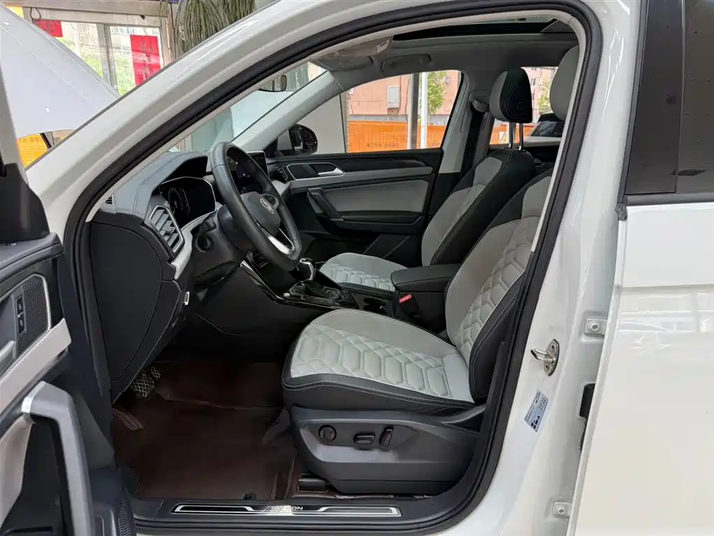 Volkswagen Tayron 2023 280TSI 2WD Luxury Plus Advanced Edition фото 14