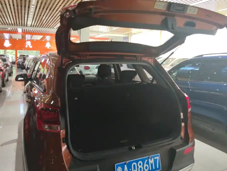 Kia KX3 Smart Run 2015 2015 1.6L Automatic 2WD GLS