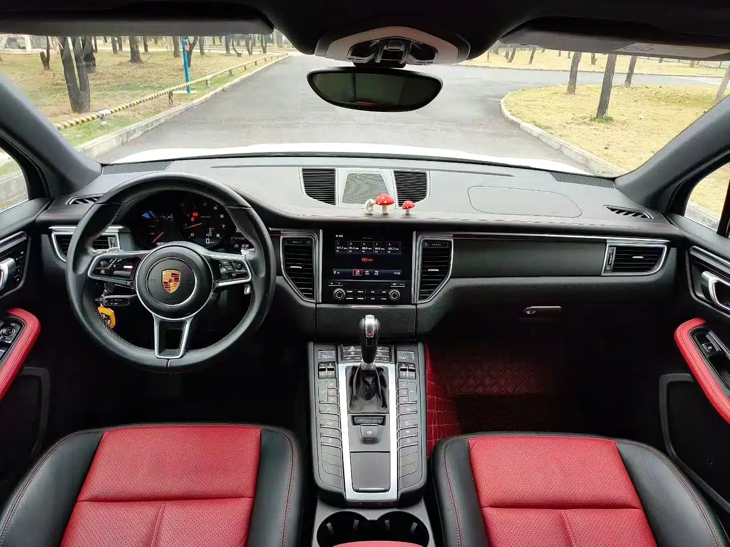 Фото 4 - Porsche Macan