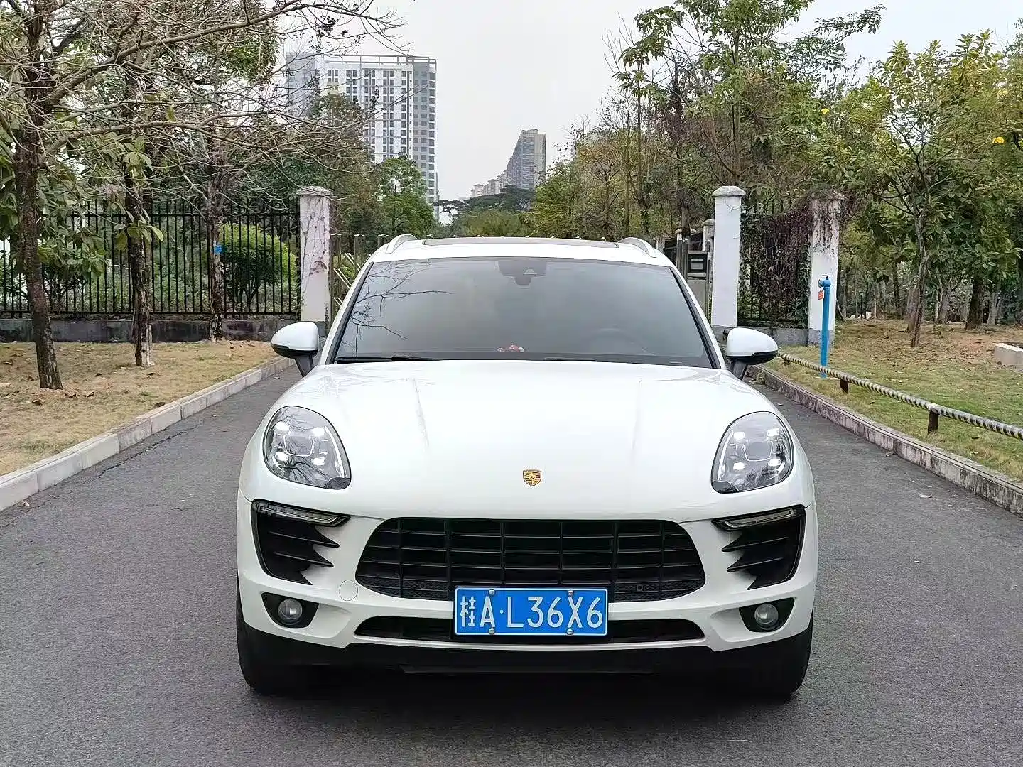 Фото 2 - Porsche Macan