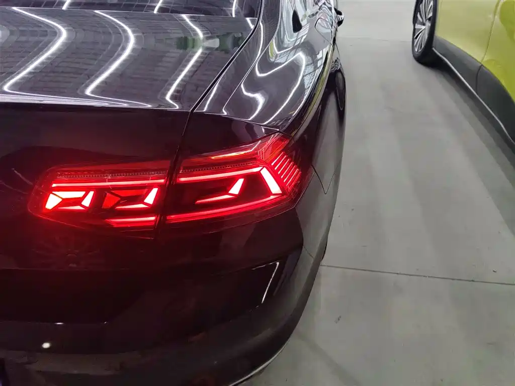Volkswagen Magotan 2020 280TSI DSG Comfort фото 24