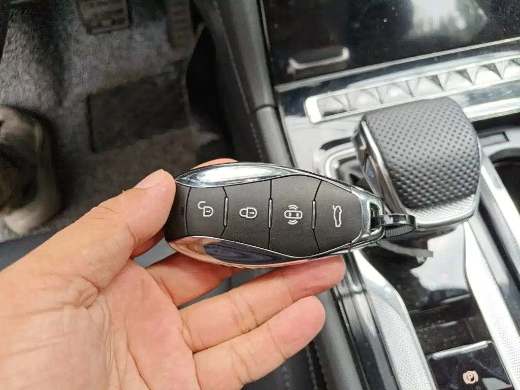 Hongqi H5 PHEV 2026 2025 170 Super Hybrid Edition