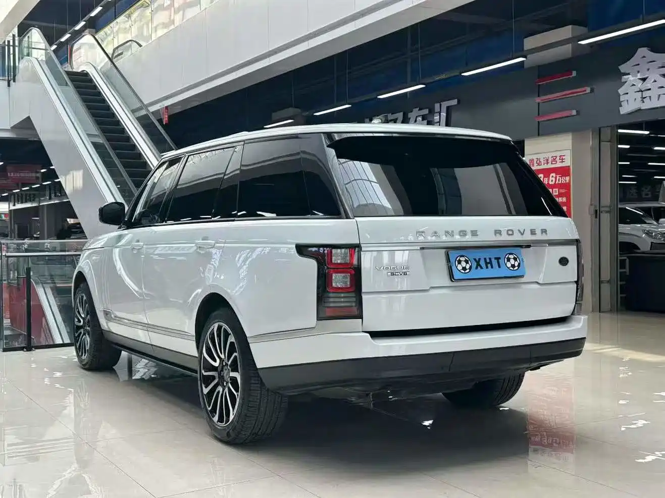 Land Rover Range Rover 2016 3.0 SC V6 Vogue LWB фото 7