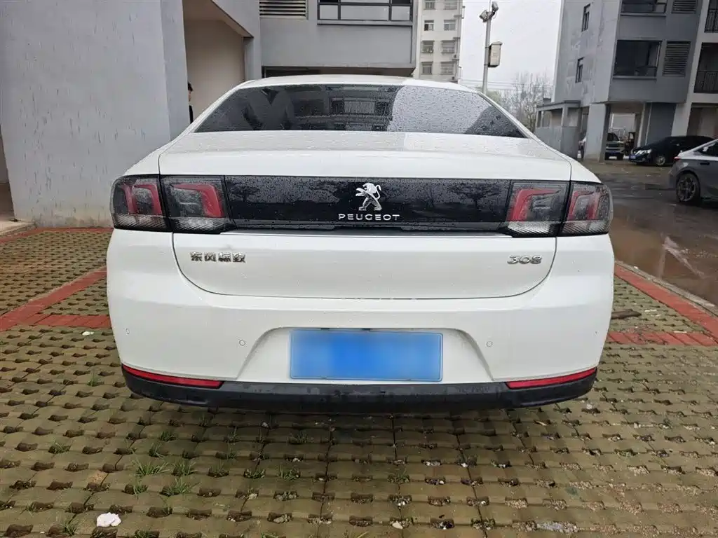 Peugeot 308 2016 1.6L Automatic Fashion фото 6