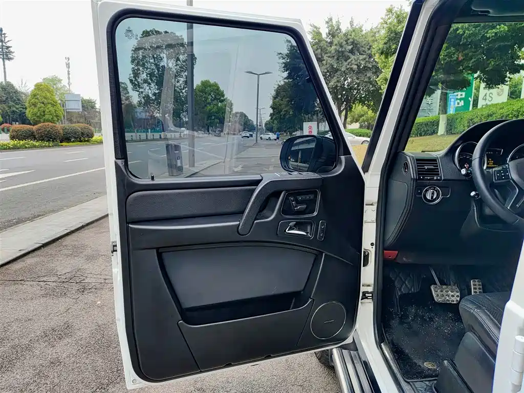 Mercedes-Benz G-Class 2017 Model G 350 d фото 6