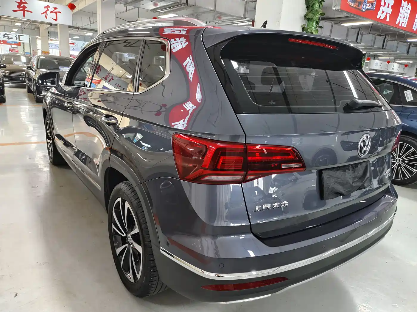 Volkswagen Tharu 2019 Model 330TSI 4WD Flagship Edition China VI фото 6