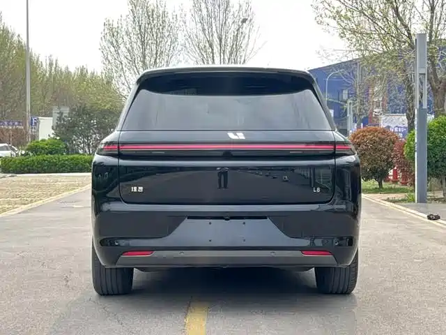 Li Auto IDEAL L8