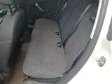 Photo 13 - Peugeot 2008