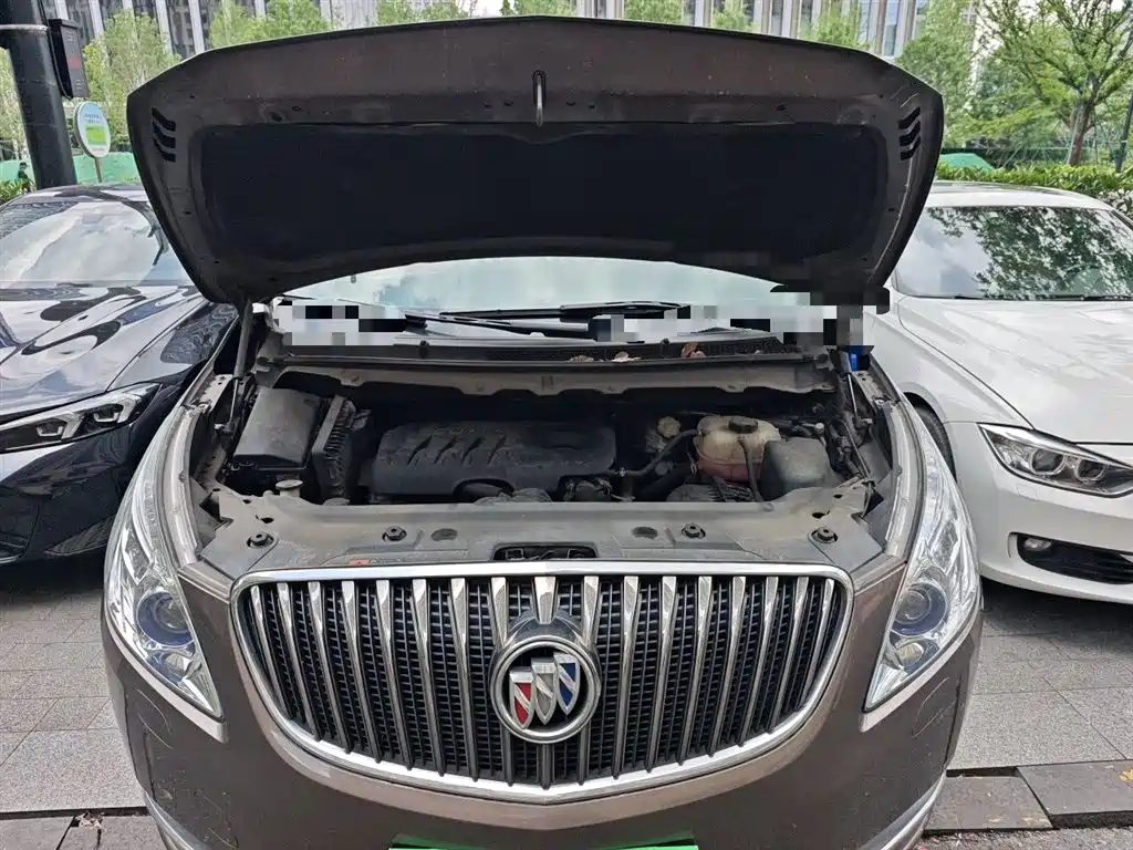 Buick GL8 2014 2.4L LT Luxury Business Executive фото 11