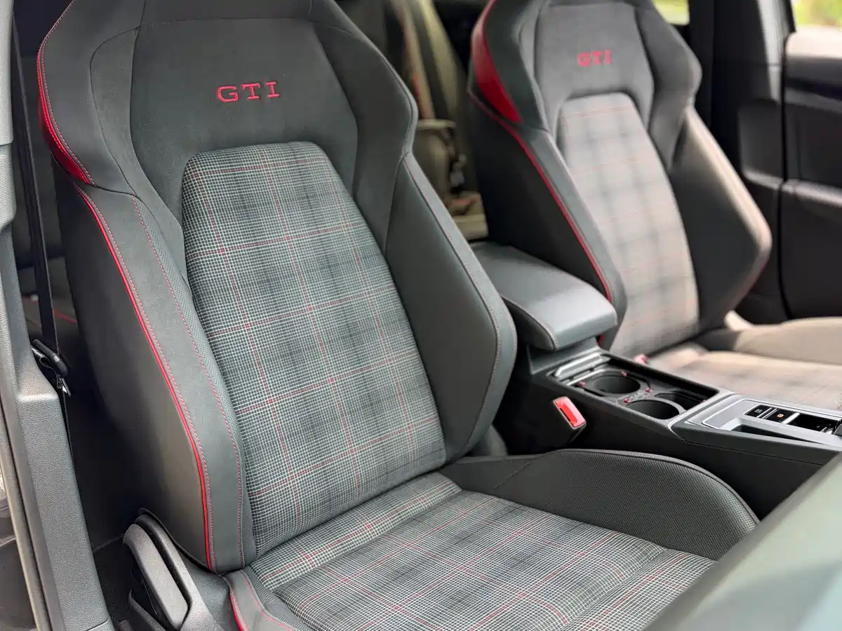 Volkswagen Golf GTI 2023 380TSI DSG GTI фото 5