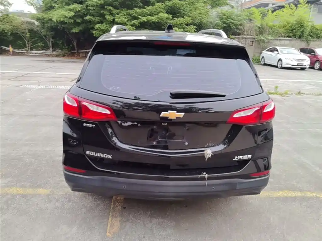 Chevrolet Equinox 2018 535T Automatic Control Edition фото 10